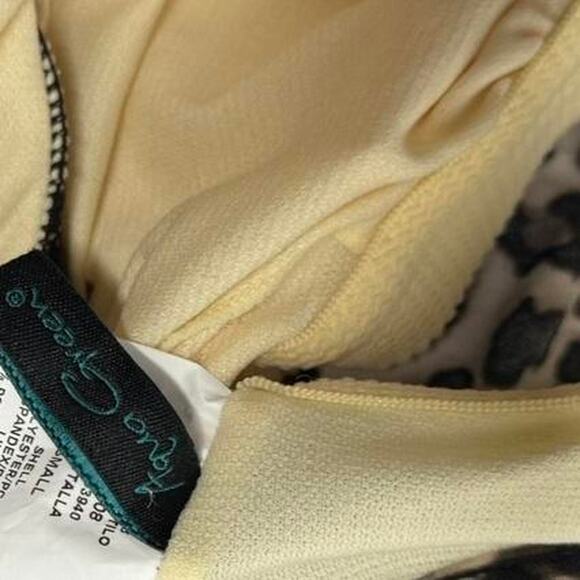 Aqua Green Vintage Size Small flattering leopard print tank - Picture 4 of 4